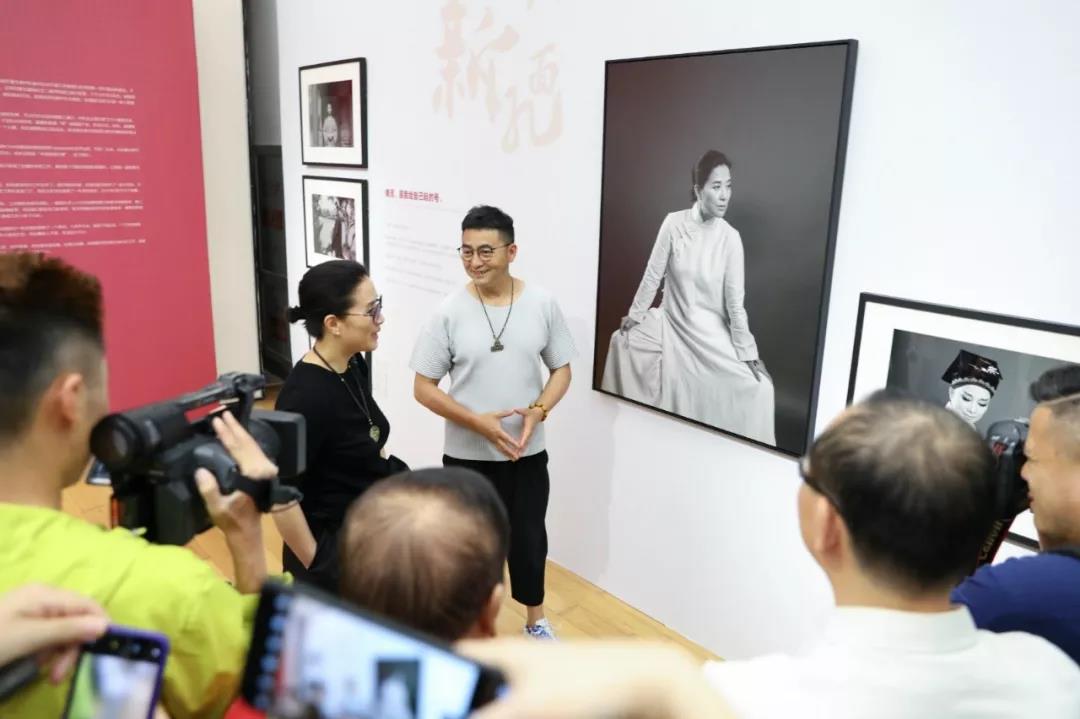 时隔一载，，，，，优美再续，，，，，1xbet官方app地产&amp;amp;amp;肖全杭州新面目摄影展温情启幕